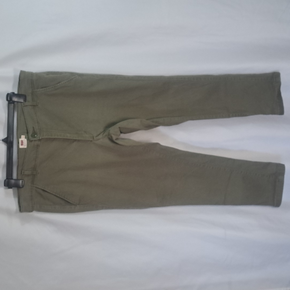 Levi's Olive Green Casual Pants Sz 14 Inseam 25